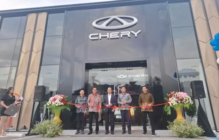 Chery Bikin Dealer Rasa Hotel Bintang Lima di tempat pada Ibukota Barat
