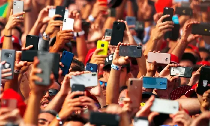 Komdigi Jamin Sinyal Seluler Aman juga Stabil pada waktu Lebaran 2025