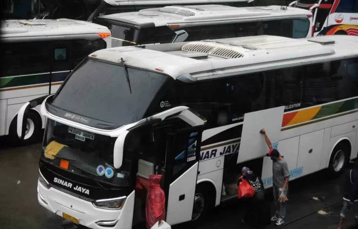 Panduan Memilih Bus yang mana dimaksud Layak Jalan lewat Stiker: Biru, Pink, kemudian juga Tanda X, Apa Bedanya?