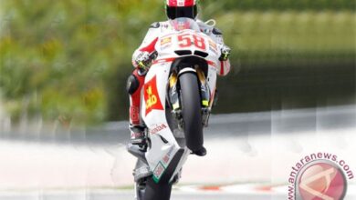 Mengenang Marco Simoncelli, legenda MotoGP yang tersebut tewas pada jalur
